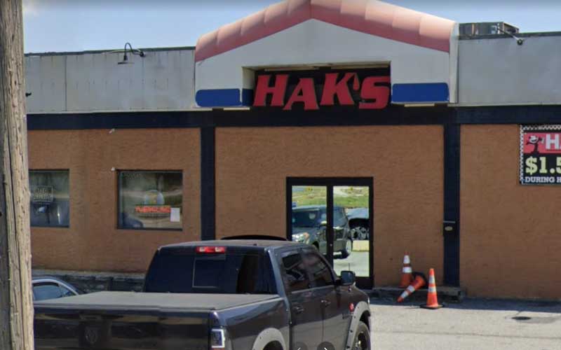 Man Sleeping in Car Shot Outside New Castle Sports Bar