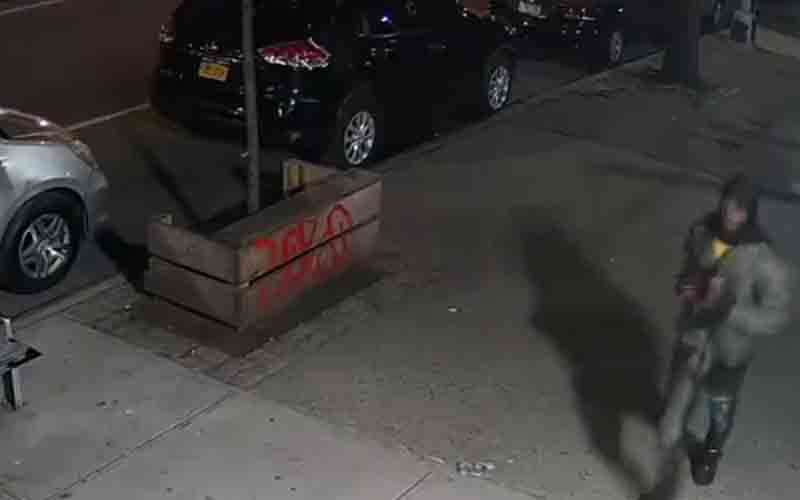 Man stabbed multiple times inside New York City McDonald's