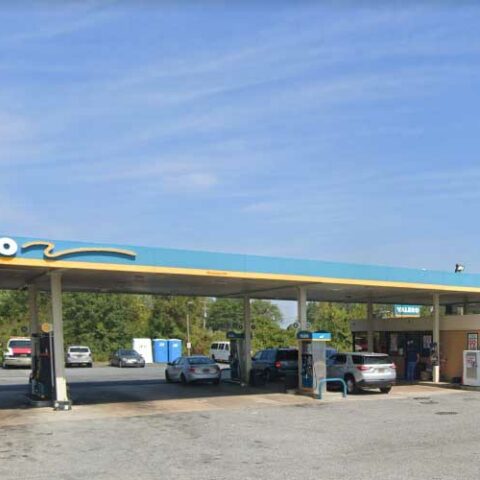 Police investigating shooting at new castle gas statio - photo licensed by shore news network.