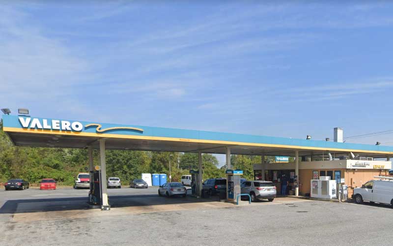 Police Investigating Shooting at New Castle Gas Statio