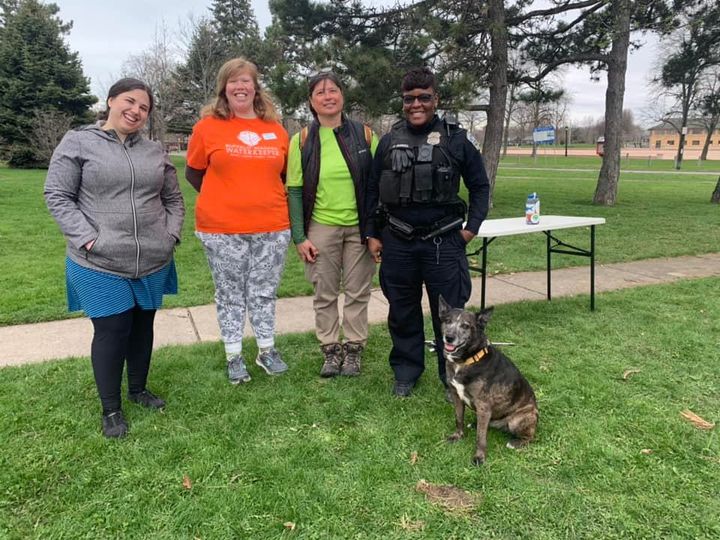 Buffalo Police Officers Chip in To Help Civic Groups with Spring Cleanup at Parks