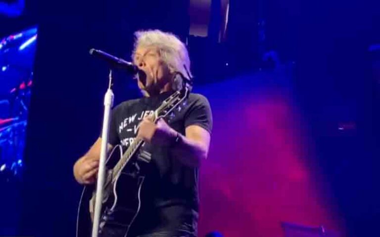 What the heck happened to jon bon jovi as he murders dead or alive? - photo licensed by shore news network.