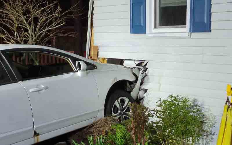 Teen Crashed Car into Home, Fled Scene