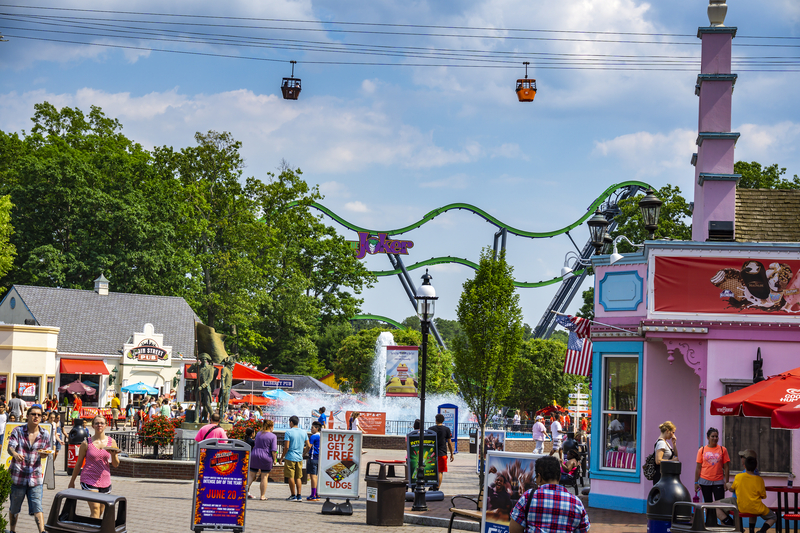 Need a Summer Job in New Jersey? Six Flags Has That