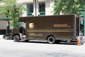 Ups driver robbed at gunpoint in annapolis