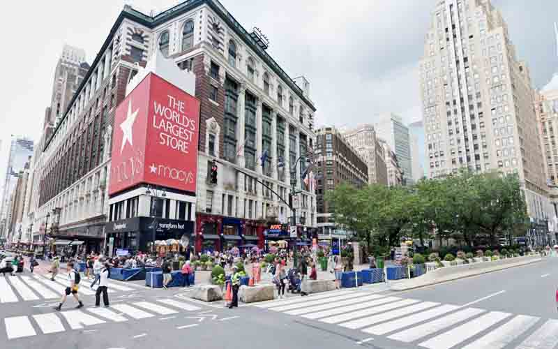 Woman Robbed, Another Stabbed at Herald Square Station