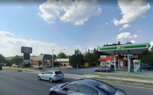 Florida man wanted for burglary caught after selling stolen lottery tickets next door