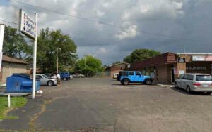 Man shot dead inside columbus barbershop