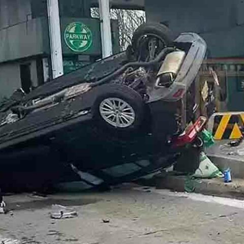 Car overturned at brick township garden state parkway toll plaza - photo licensed by shore news network.