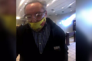 Philadelphia police searching for dope who fraudulently cashed checks