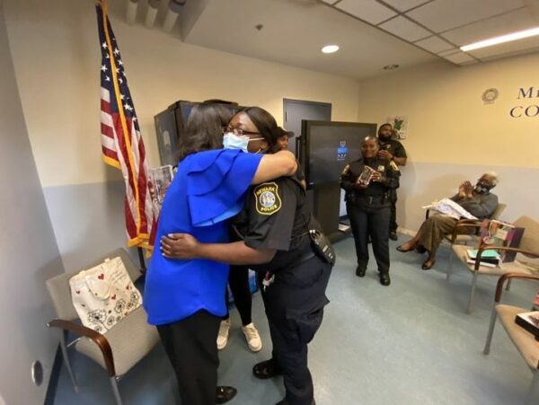 Newark Grandma Thanks Newark Police Officers for Helping High School Grand Daughter to the Right Path