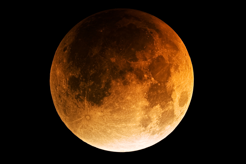Skies Clear at the Jersey Shore for Full Lunar Eclipse After Midnight