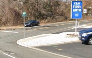 Machete-wielding man in toms river subdued by responding officer on route 37