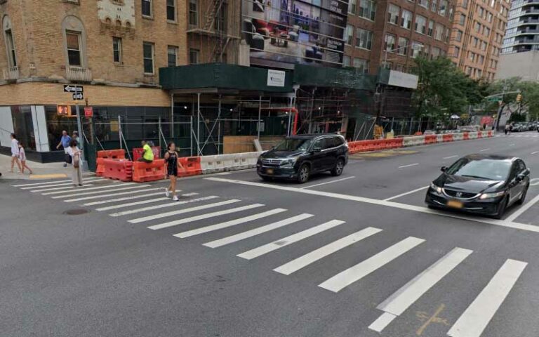 Man stabbed repeatedly on manhattan street corner in broad daylight - photo licensed by shore news network.