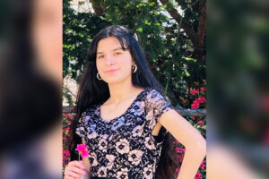 Philadelphia police searching for missing 12-year-old girl