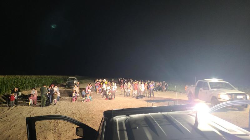 RGV Agents Apprehend 685 Migrants in Four Large Groups