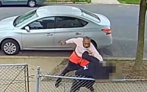 New york police searching for suspect who pistol whipped and robbed victim in queens