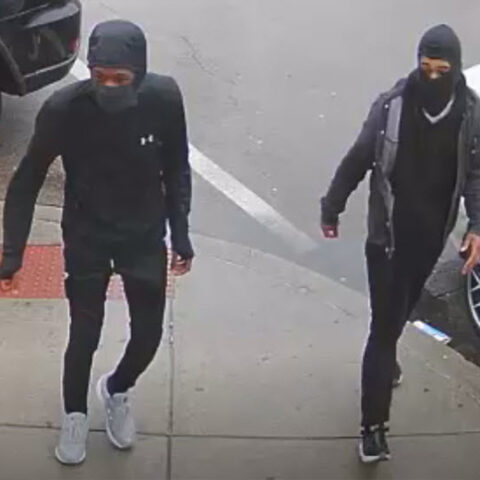 Wanted: suspects for robbery in the 25th district [video] - photo licensed by shore news network.