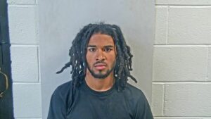 Facebook marketplace buyers robbed at gunpoint in clifton