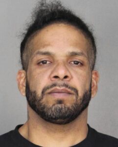 Argument leads to stabbing in utica, suspect arrested