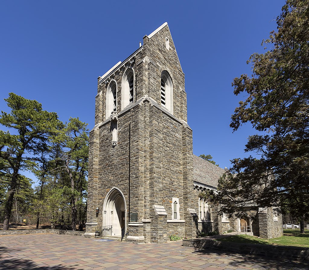 Feds May Demolish Historic Manchester Church Built to Commemorate Airship Crash Victims
