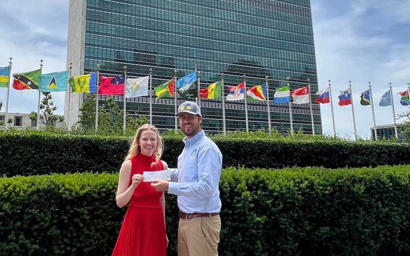 Point Pleasant Mayor Personally Delivers $100,000 Check to UN for Ukraine Aid