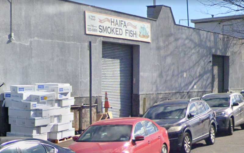 Queens Man Who Tried to Kill Girlfriend With Nail-Spiked Wooden Beam at Fish Market Pleads Guilty