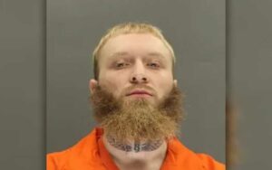 One dead, one charged after beverly barricade stand-off ends, children safely released One dead, one charged after beverly barricade stand-off ends, children safely released