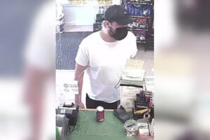 Armed Dollar Store Robber Shows Gun Flees After Owner Responded by Showing His Gun