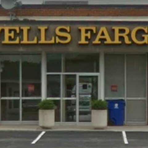 Newark wells fargo bank robbed, suspect fled - photo licensed by shore news network.