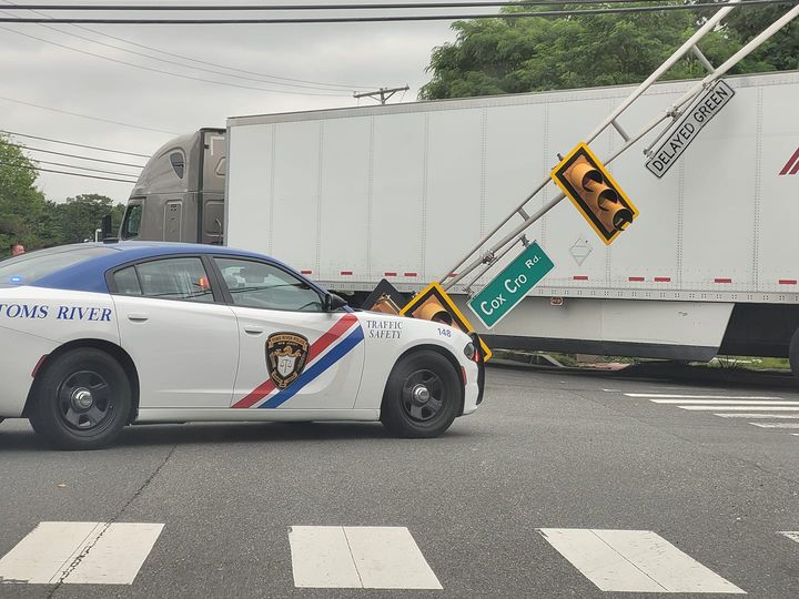 Cox Cro and Whitesville Shut Down After Trailer Takes Out Street Light