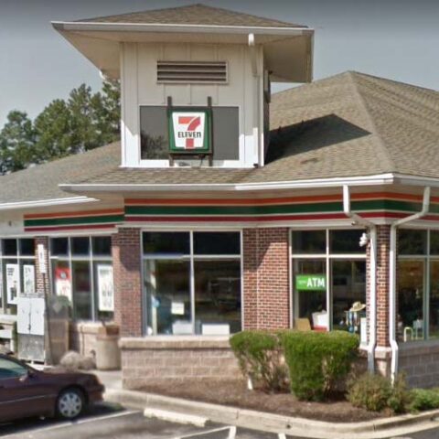 Glen burnie 7-eleven robbed at gunpoint - photo licensed by shore news network.