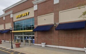 Nyc man became disorderly after being flagged for fraudulent credit cards at holmdel best buy