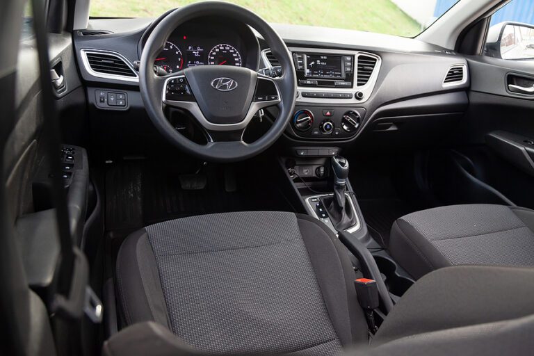 Thieves targeting kia and hyundai cars in norfolk, police report - photo licensed by shore news network.