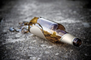 Man assaulted by thrown beer bottle in laurel