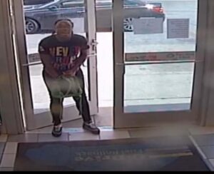 Unhappy with her service at udf, woman assaults clerk, steals items