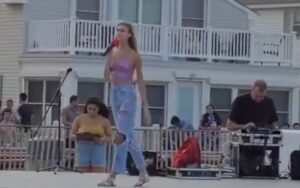 Howell Teen Advances in Big Joe Henry’s Jersey Talent Show Howell Teen Advances in Big Joe Henrys Jersey Talent Show