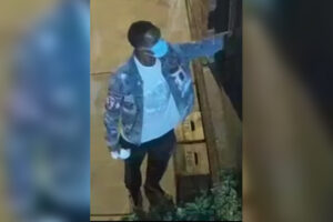 Unsuccessful burglar caught on camera failing to open cash register
