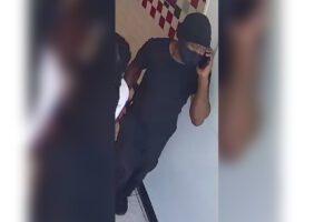 70-year-old man suffers fractured hip during board daylight robbery in philadelphia