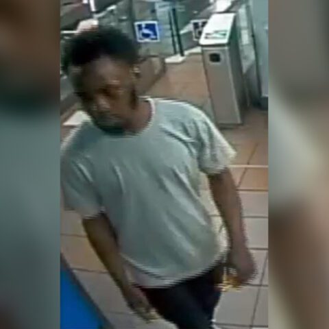 17-year-old assaulted, robbed on septa train - photo licensed by shore news network.