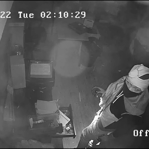 Suspect in d. C. Burglary caught on video - photo licensed by shore news network.