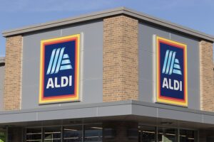 Unruly aldi customer wanted on arrest warrant