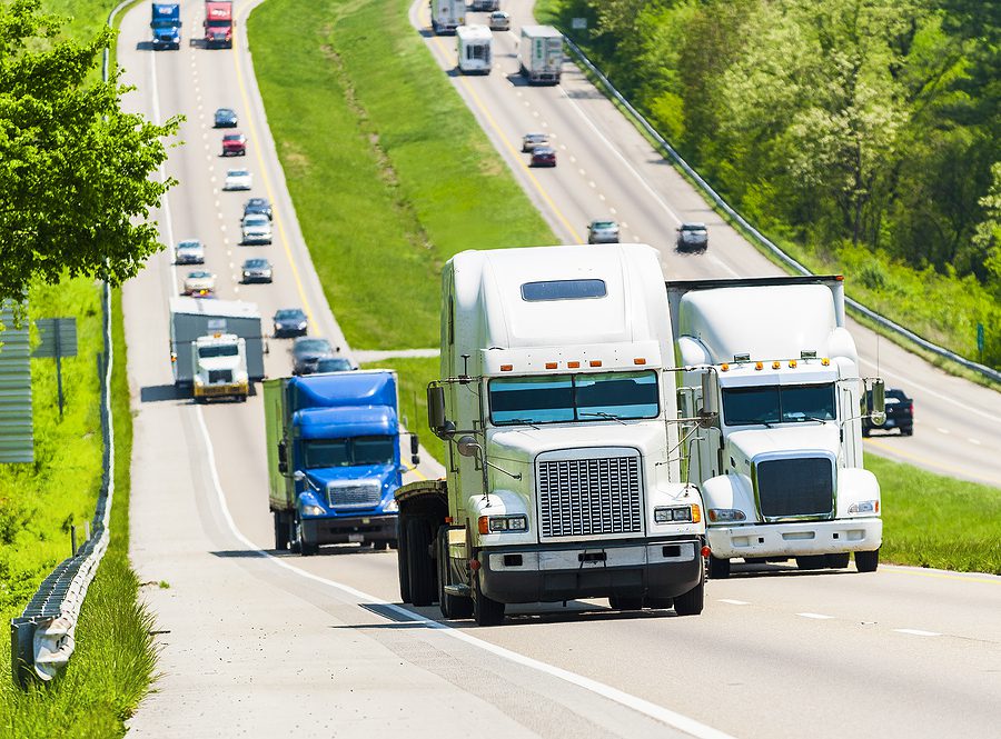 Police Track Down Bloodied Woman Reportedly Screaming for Help in Tractor Trailer