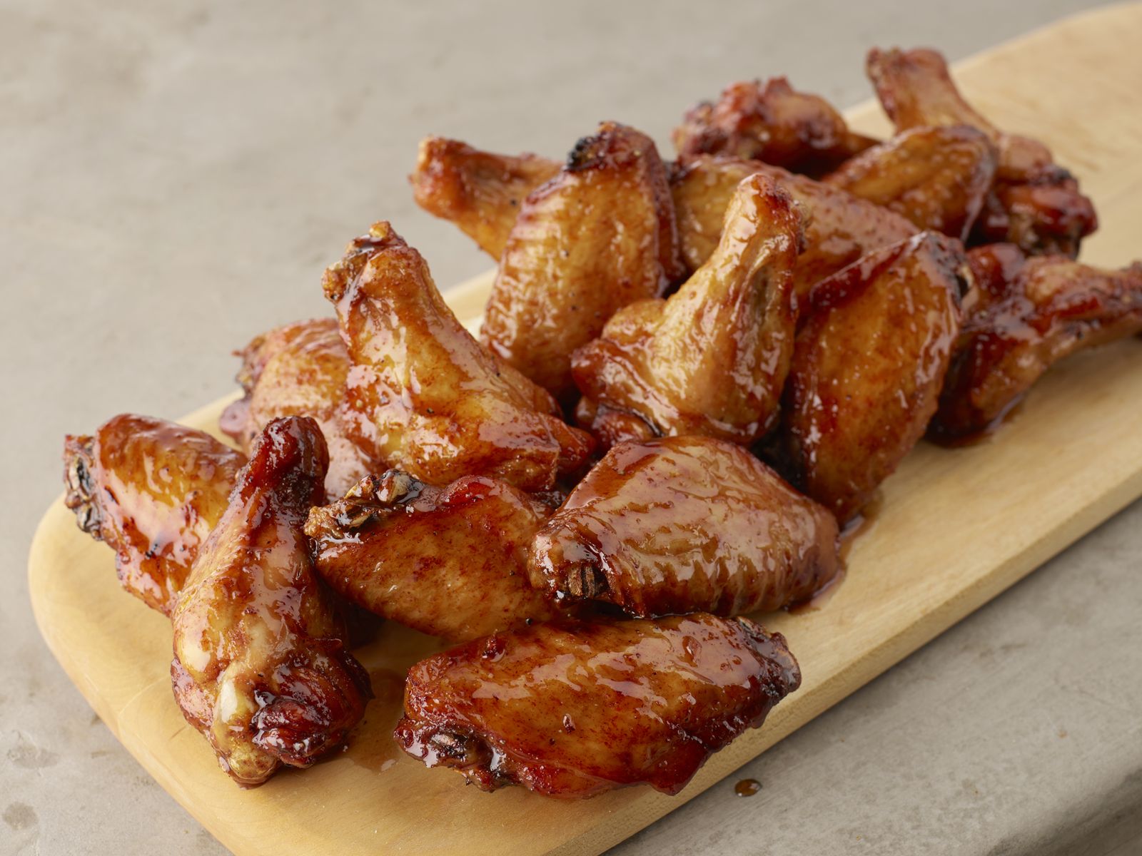 Smokey Bones Launches All You Can Eat Wings