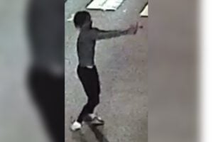 Philadelphia police still searching for gunman in north street shooting