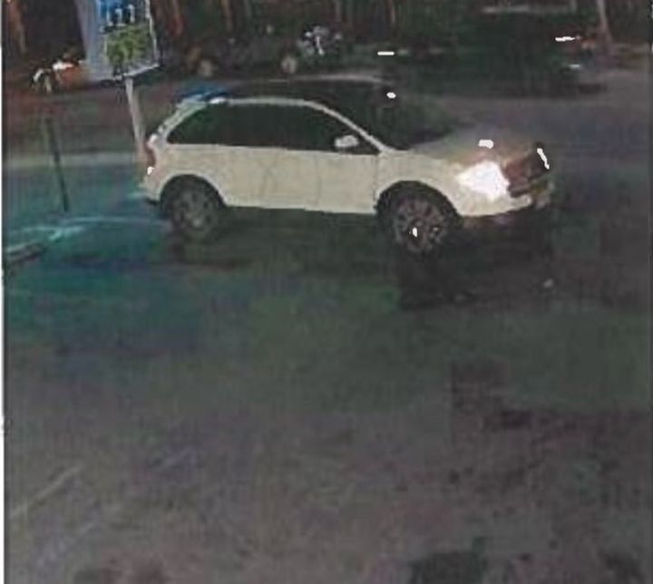 Newark Police Investigating Assault and Robbery