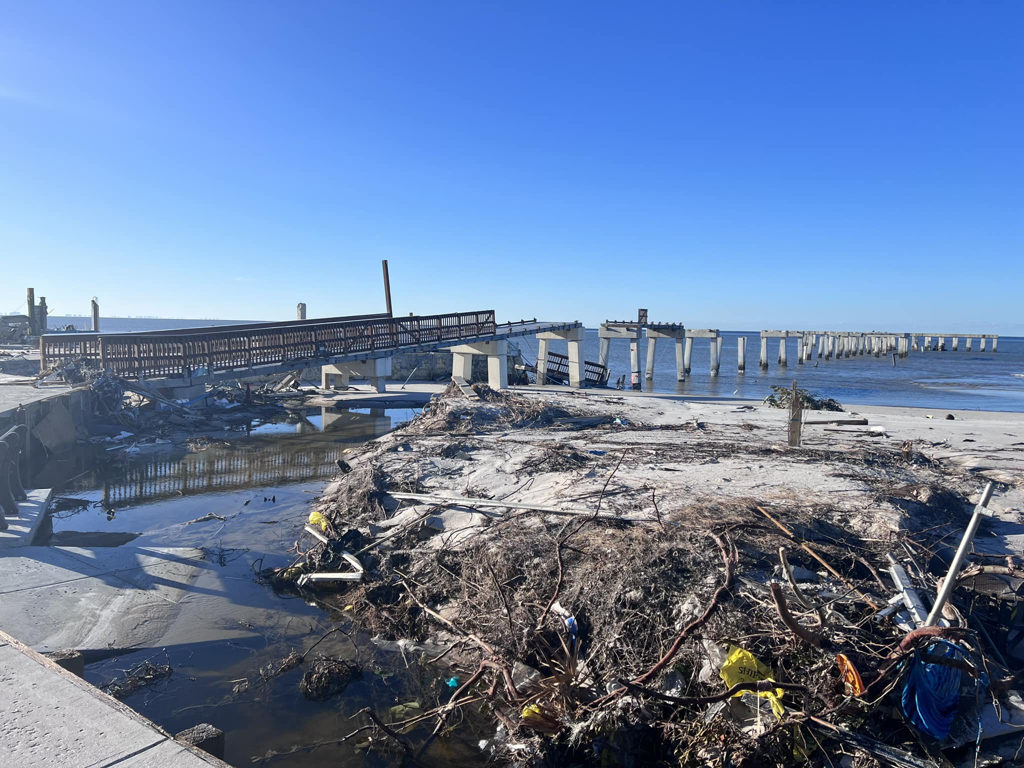 First look at hurricane-ravaged Fort Meyers with Lee County Sheriff