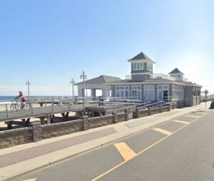 Picturesque jersey shore beachfront restaurant shuts down after 33 years