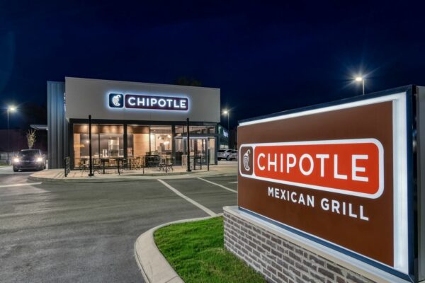 Chipotle Pilots Advanced Technology to Enhance the Employee and Guest Experience