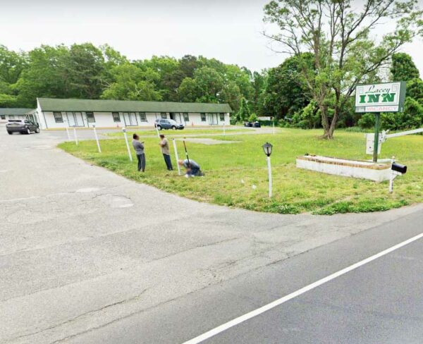 Lacey Police Arrest Two on Warrants at Lacey Inn